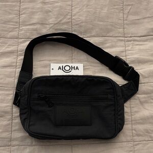 Aloha Collection Monochrome Keep It Light Hip Pack Belt Bag